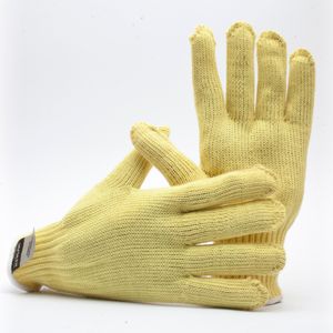 Knitted Gloves
